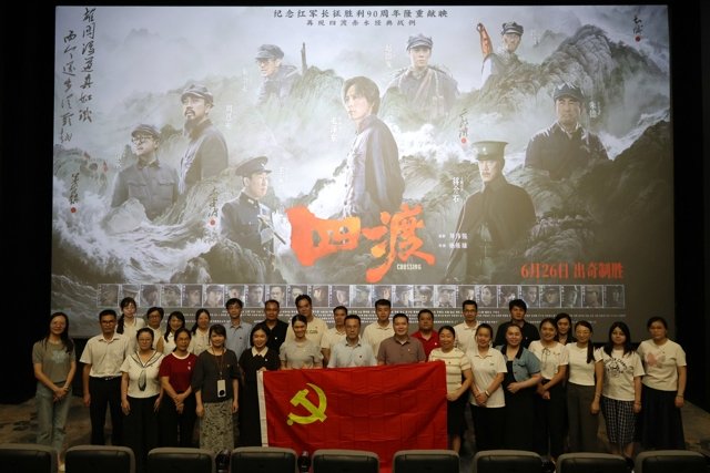 为了更好地展示页面效果